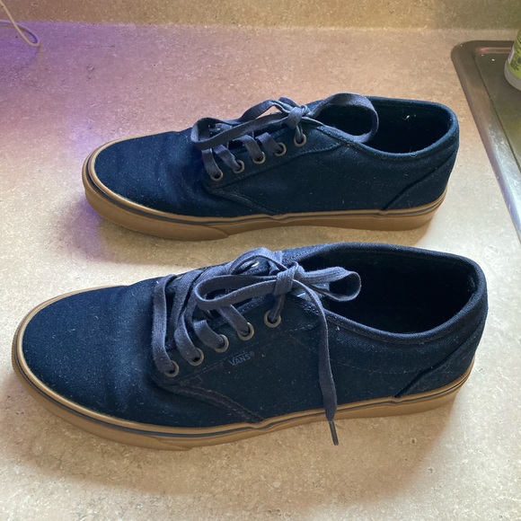 Vans Atwood - Picture 3 of 5